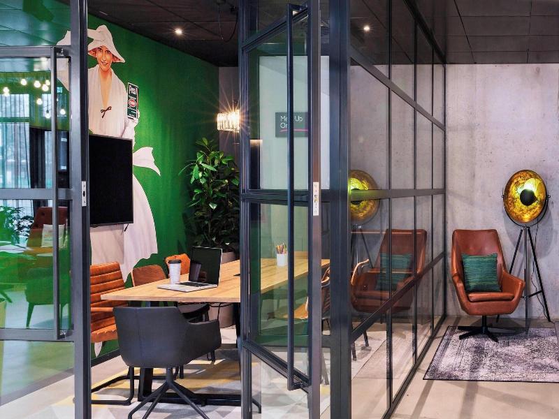 Moxy Duesseldorf South image