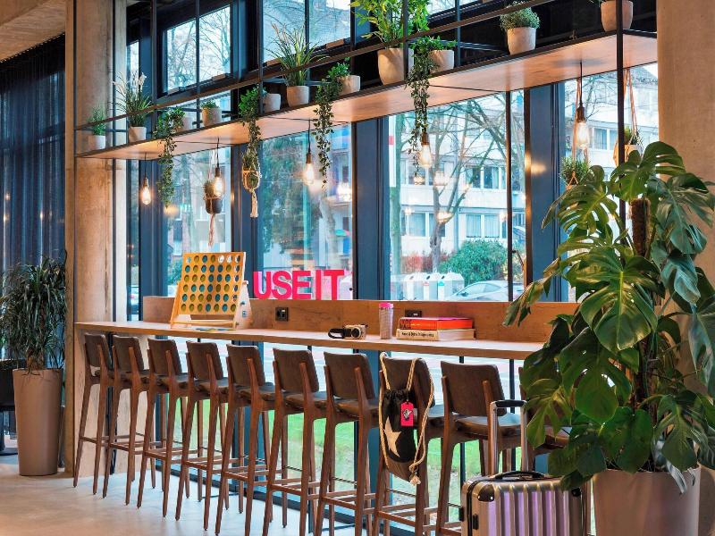 Moxy Duesseldorf South image