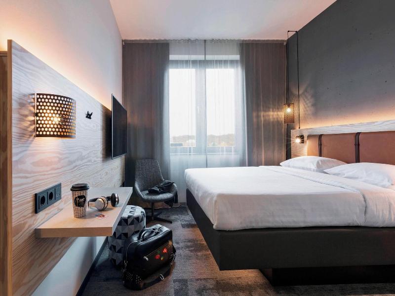 Moxy Duesseldorf South image