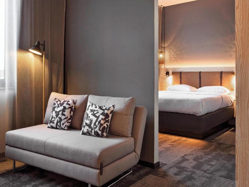 Moxy Duesseldorf South image