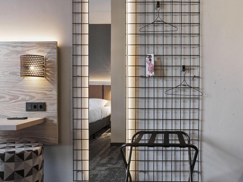 Moxy Duesseldorf South image