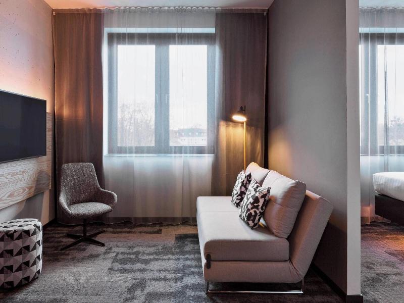 Moxy Duesseldorf South image