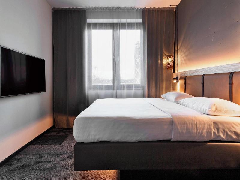 Moxy Duesseldorf South image