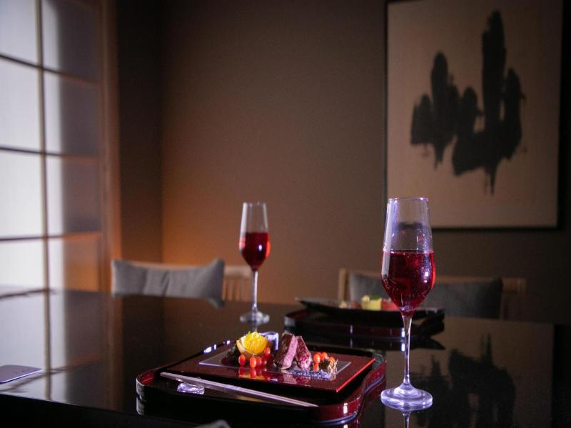 En City Hotel Nobeoka image