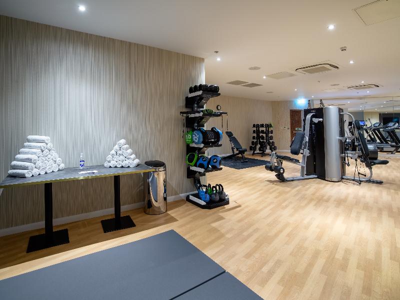 Holiday Inn Express London Heathrow T4 image