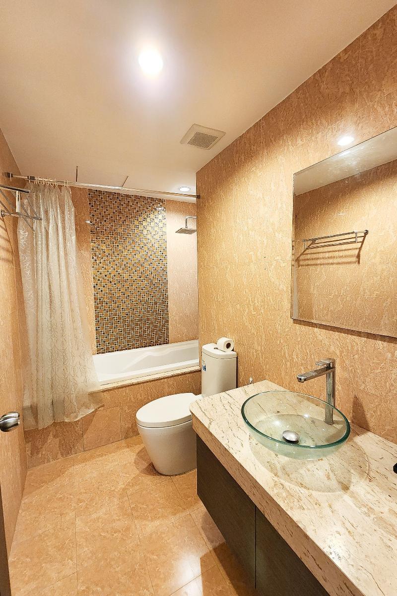 Tetris Hotel image