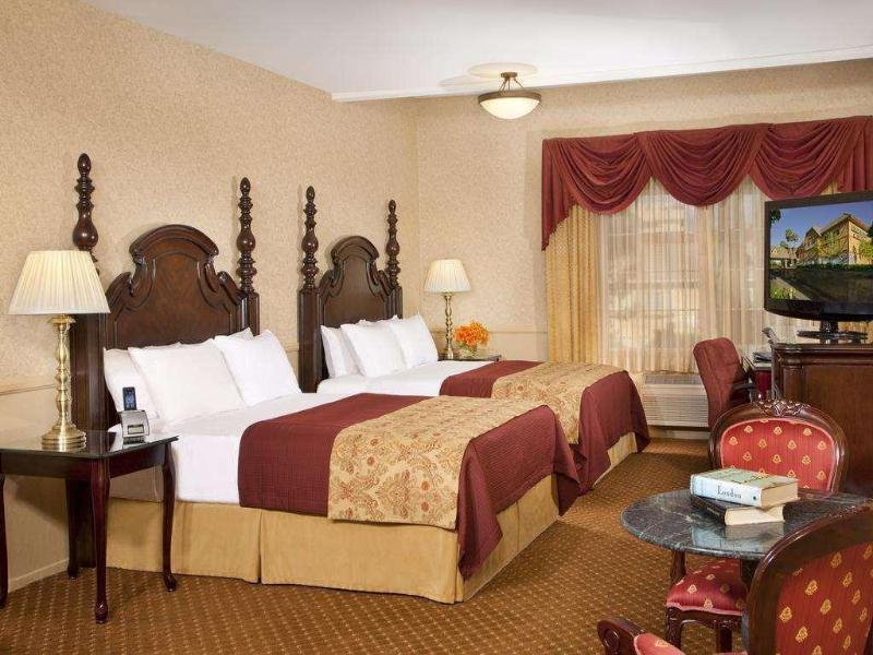 Azure Hotel & Suites Ontario, A Trademark Collecti image