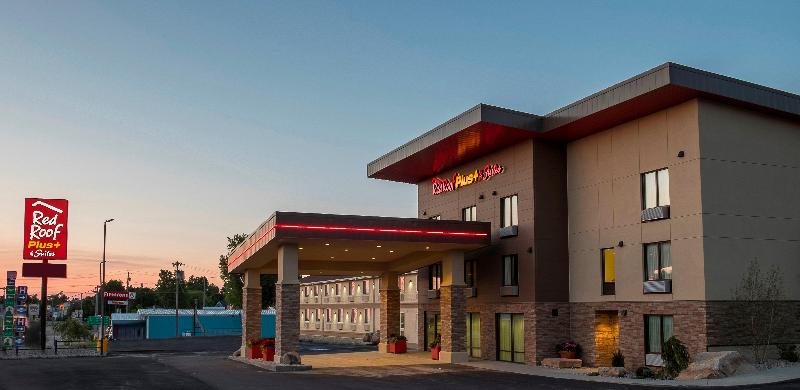 Red Roof PLUS+ & Suites Malone image