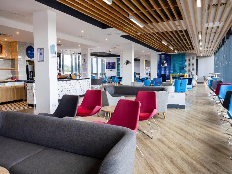  Holiday Inn Express Manchester - Trafford City image