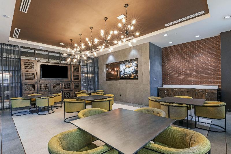 Hotel Indigo Tulsa Dwtn-Entertainment Area image