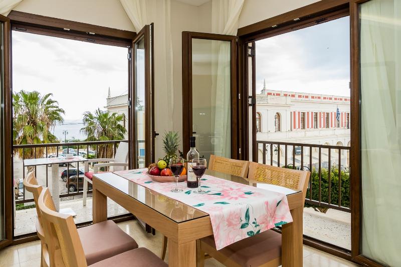 Alektor Luxury Apartments 3 * - pic #4