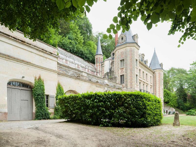 Château de Perreux, The Originals Collection image
