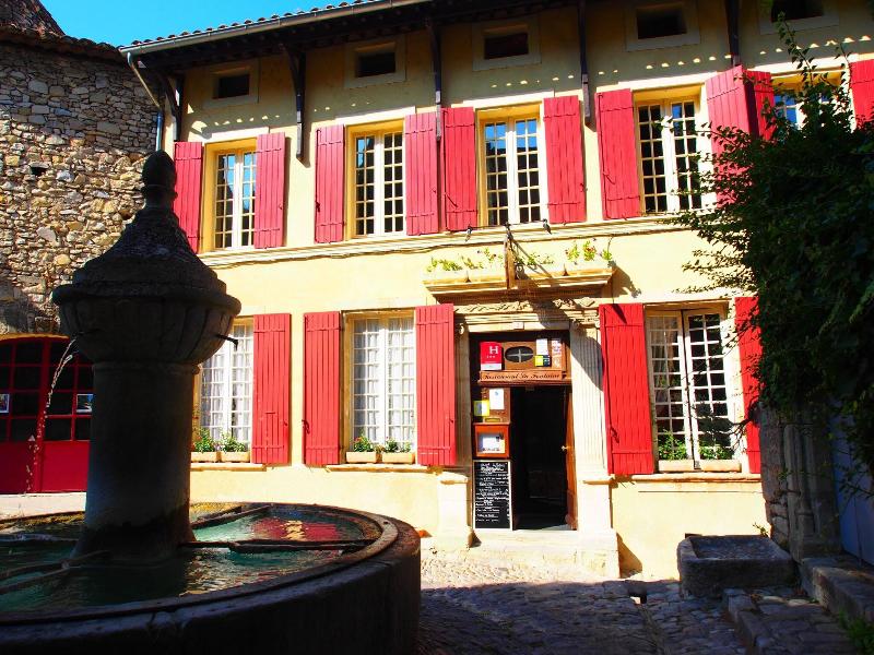 Hostellerie Le Beffroi, The Originals Relais image