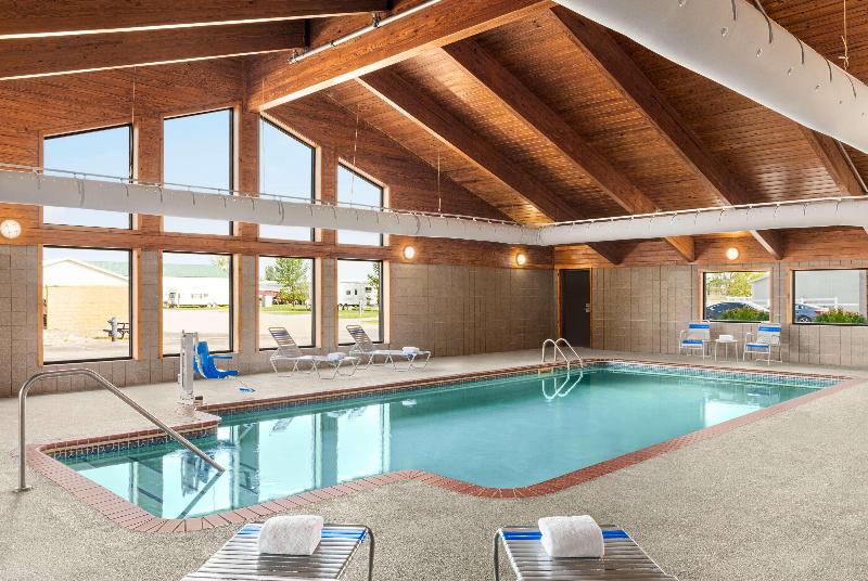 Americinn By Wyndham Roseau image