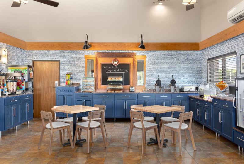 Americinn By Wyndham Roseau image