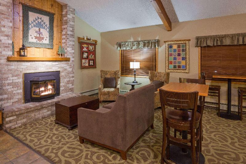 Americinn By Wyndham Roseau image