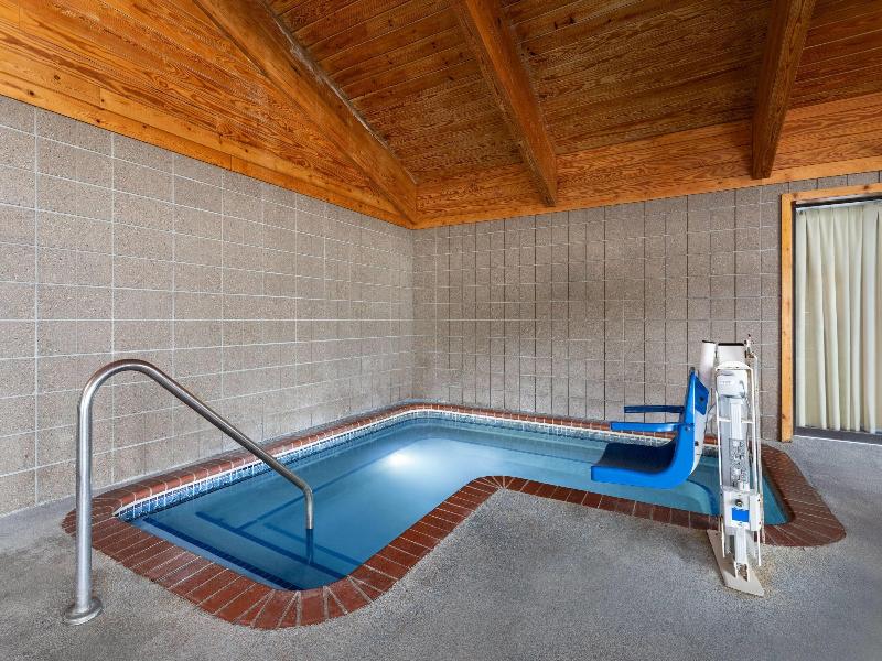 Americinn By Wyndham Roseau image