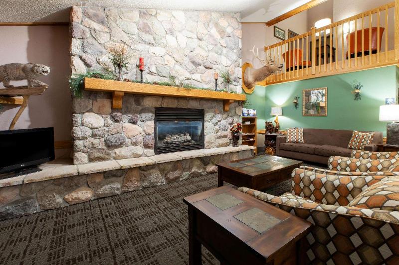 AmericInn by Wyndham Iron River image
