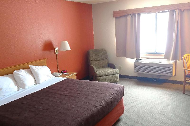 AmericInn by Wyndham Iron River image 10