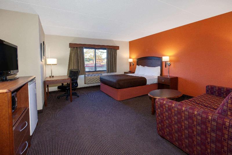 AmericInn by Wyndham Iron River image