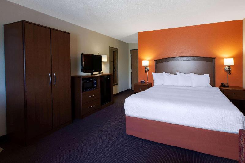 AmericInn by Wyndham Iron River image