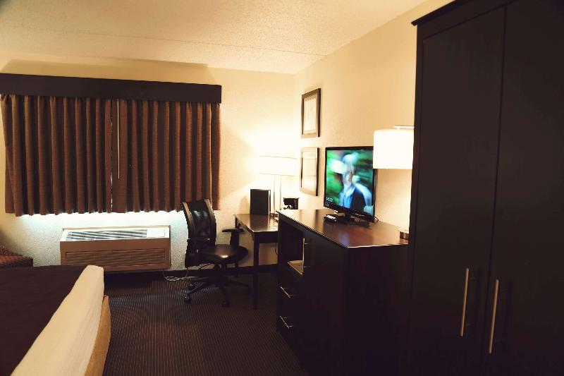 AmericInn by Wyndham Wadena image