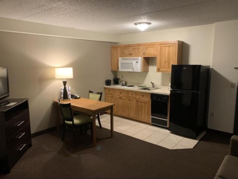 AmericInn by Wyndham Wadena image