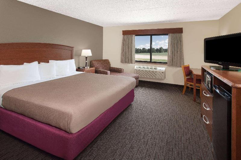 Americinn By Wyndham Grundy Center image