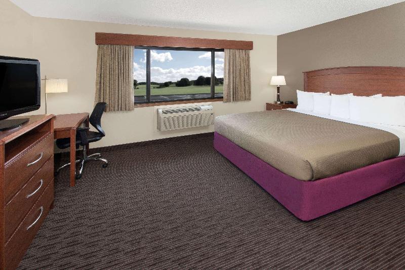 Americinn By Wyndham Grundy Center image