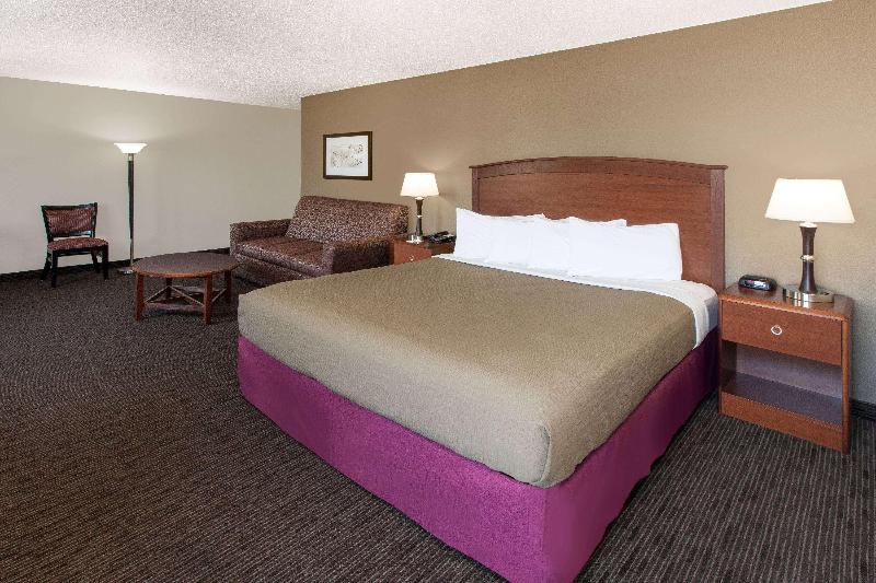 Americinn By Wyndham Grundy Center image 5