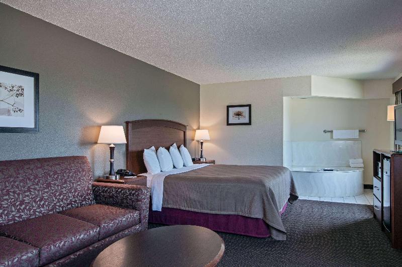 Americinn By Wyndham Grundy Center image