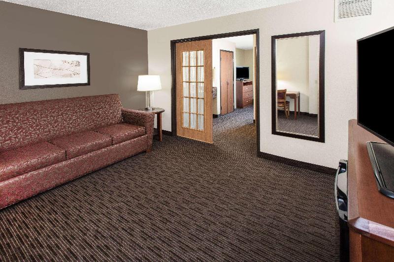 Americinn By Wyndham Grundy Center image 3