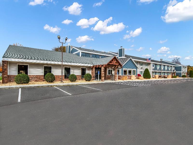 AmericInn by Wyndham St. Peter image