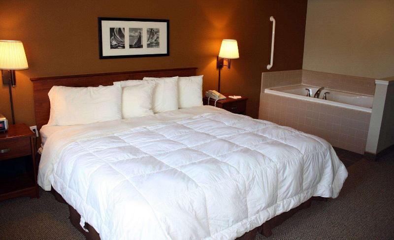 Americinn By Wyndham Charlevoix image