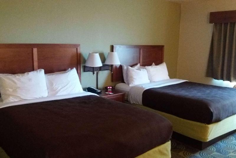 AmericInn by Wyndham Kewanee image