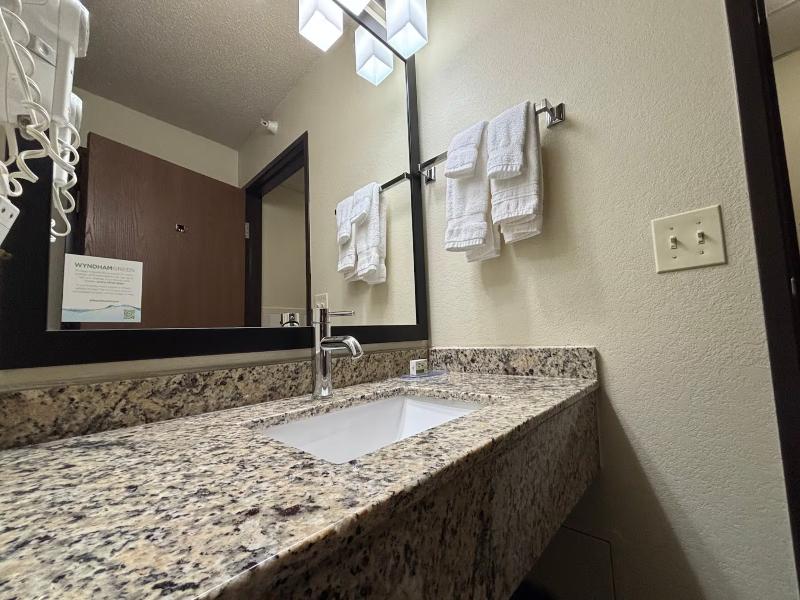 AmericInn by Wyndham Kewanee image