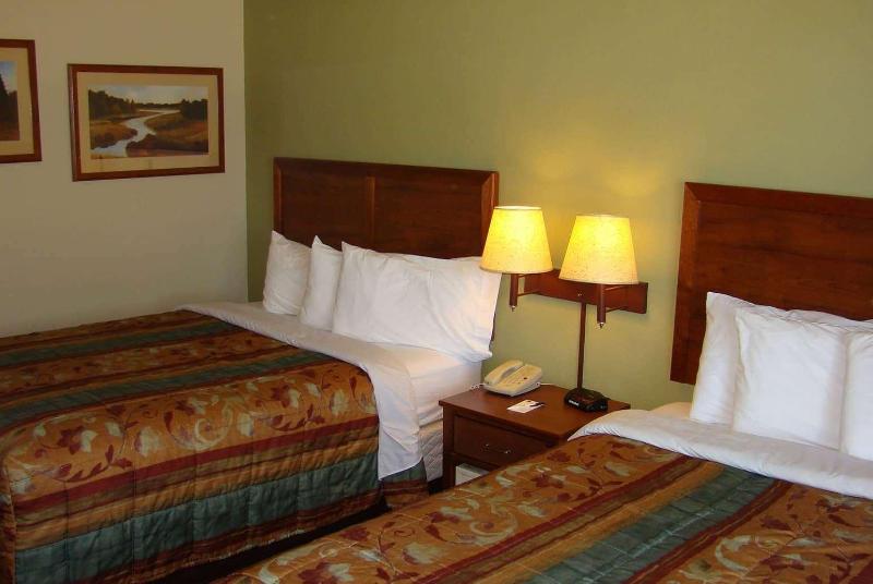 AmericInn by Wyndham Kewanee image