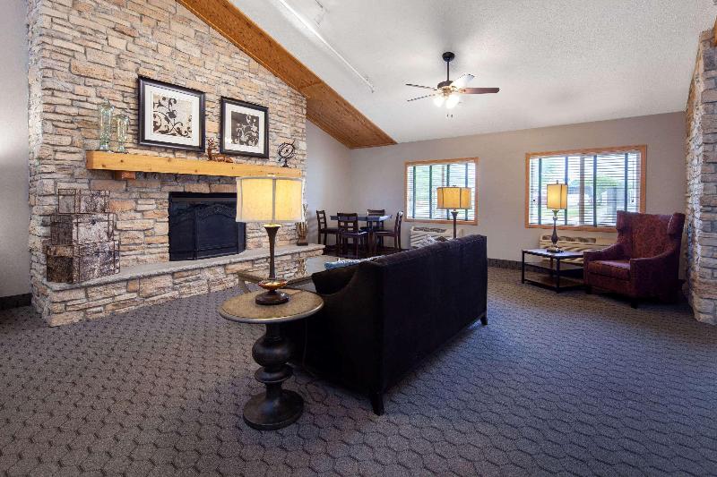 AmericInn by Wyndham Northfield image