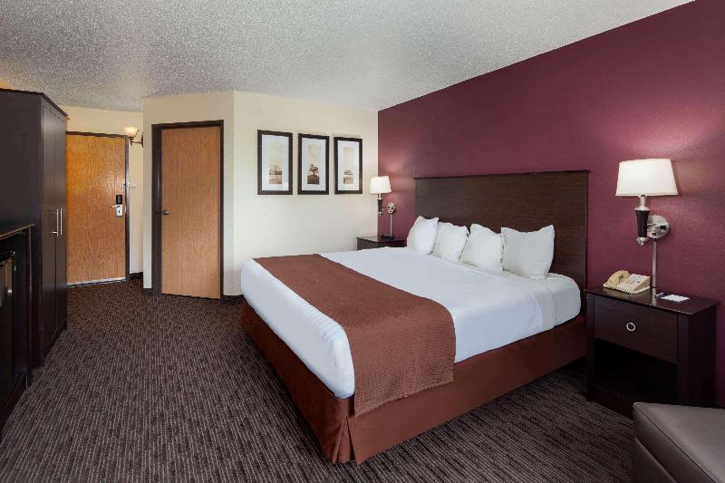 AmericInn by Wyndham Northfield image