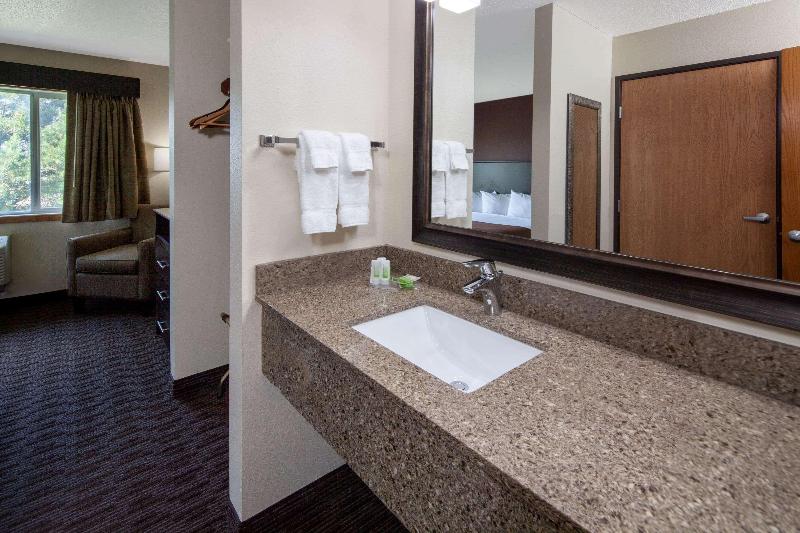 AmericInn by Wyndham Northfield image