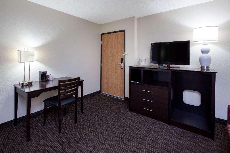 AmericInn by Wyndham Northfield image