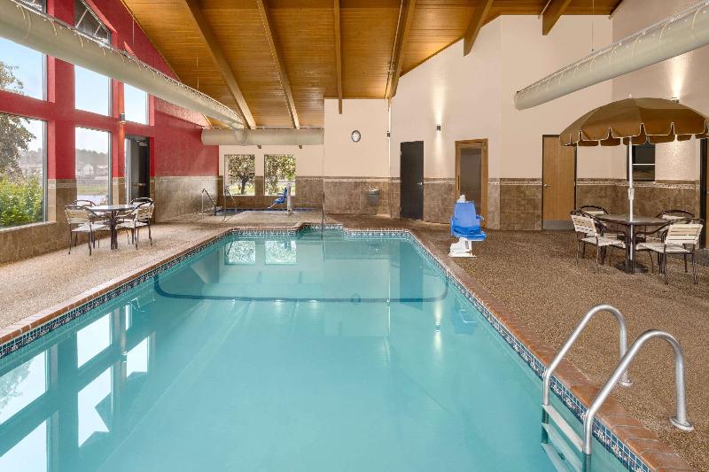 AmericInn by Wyndham Virginia image