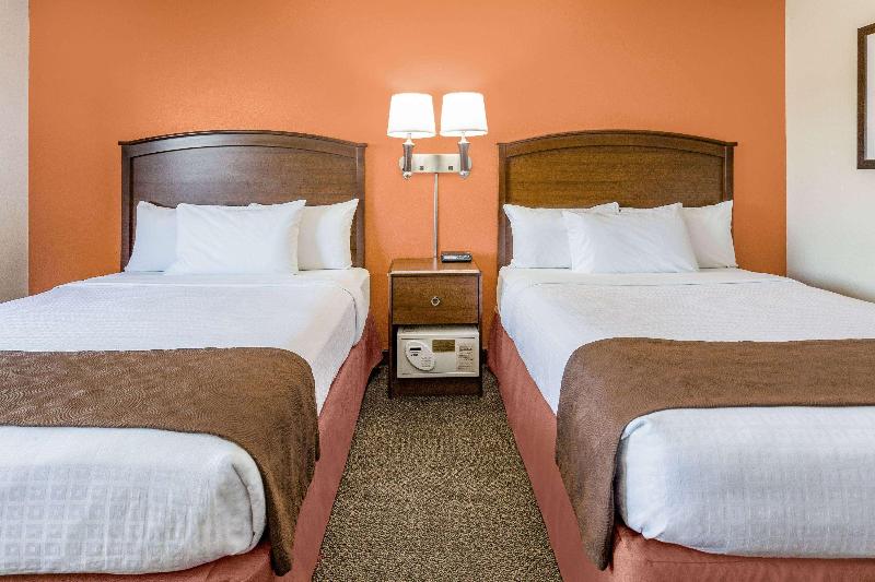 AmericInn by Wyndham Virginia image