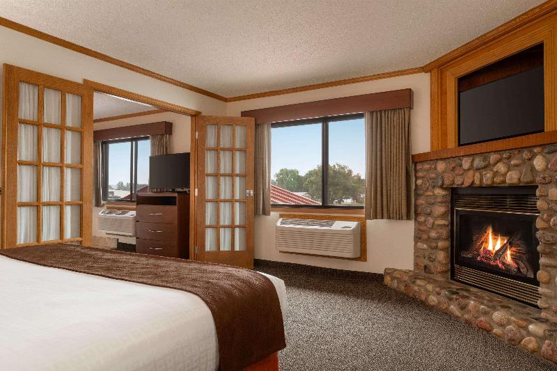 AmericInn by Wyndham Virginia image