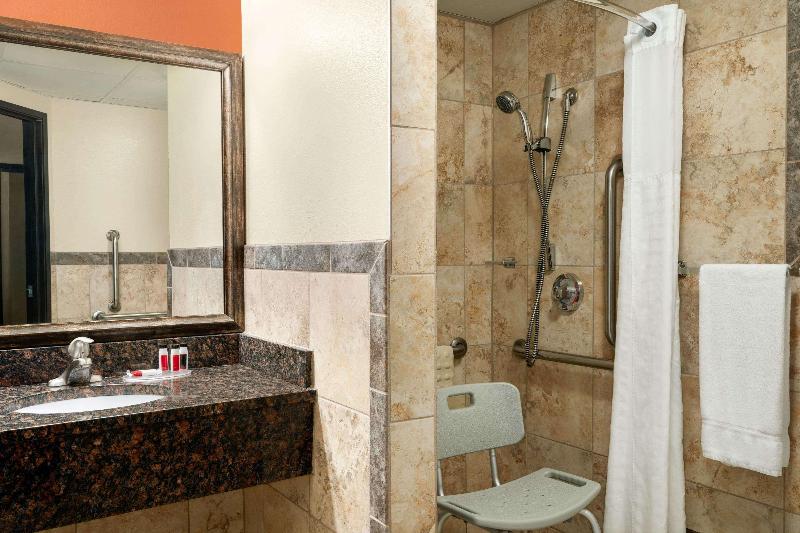 AmericInn by Wyndham Virginia image
