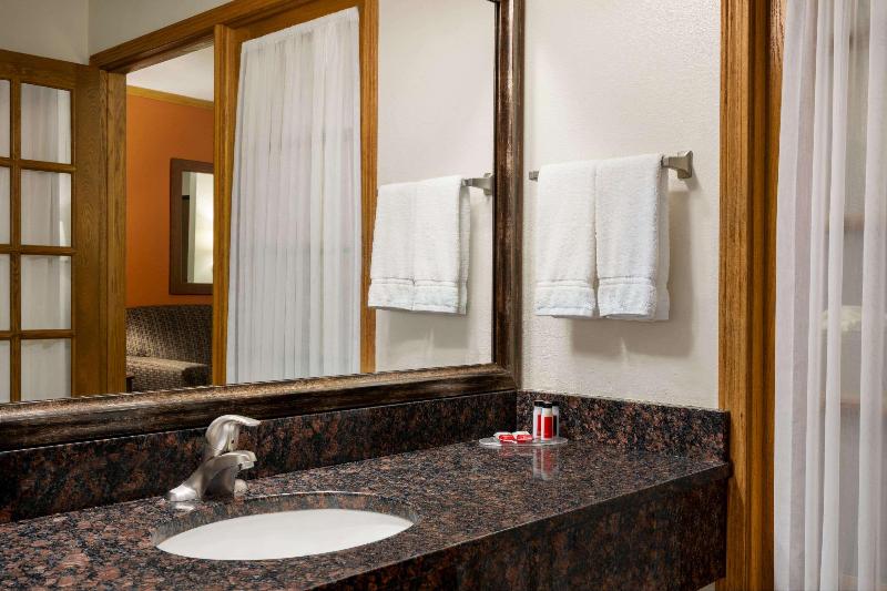 AmericInn by Wyndham Virginia image