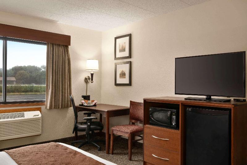 AmericInn by Wyndham Virginia image