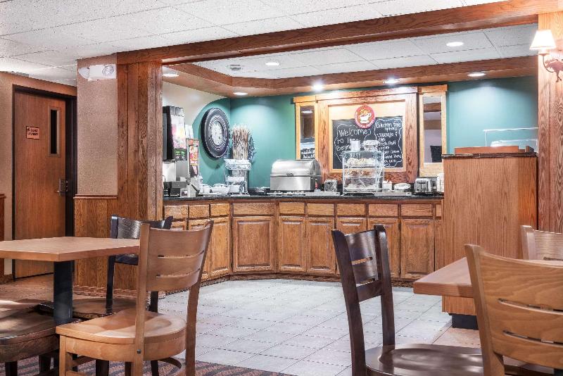 AmericInn by Wyndham Tofte Near Lake Superior image