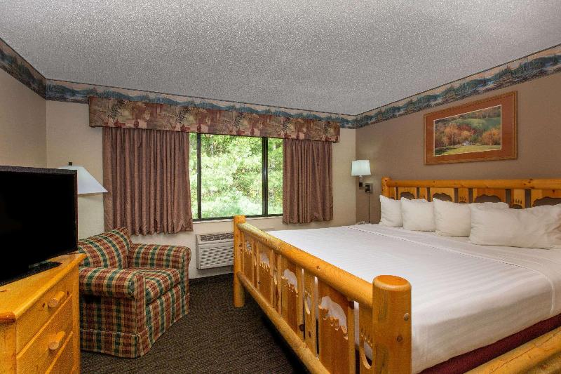 Quality Inn Ladysmith WI image