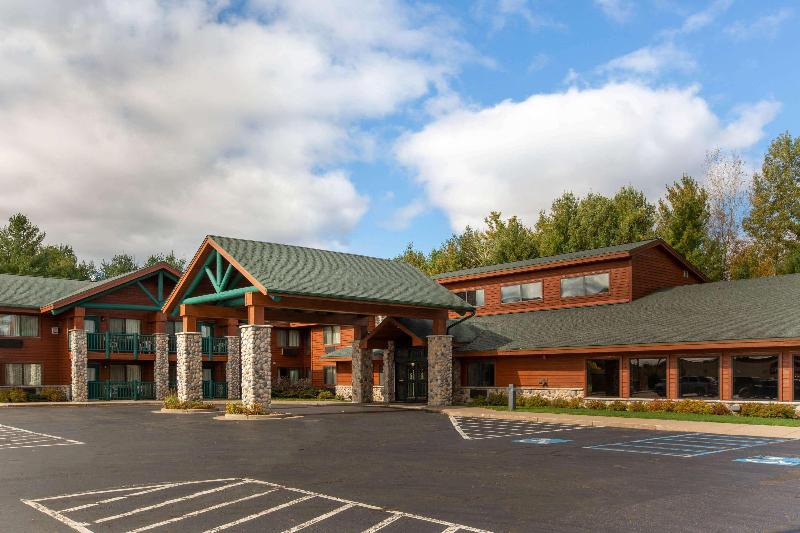 Quality Inn Ladysmith WI image